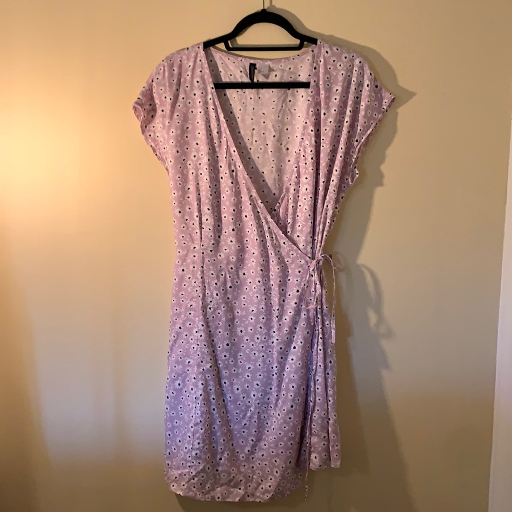 Wrap around daisy dress